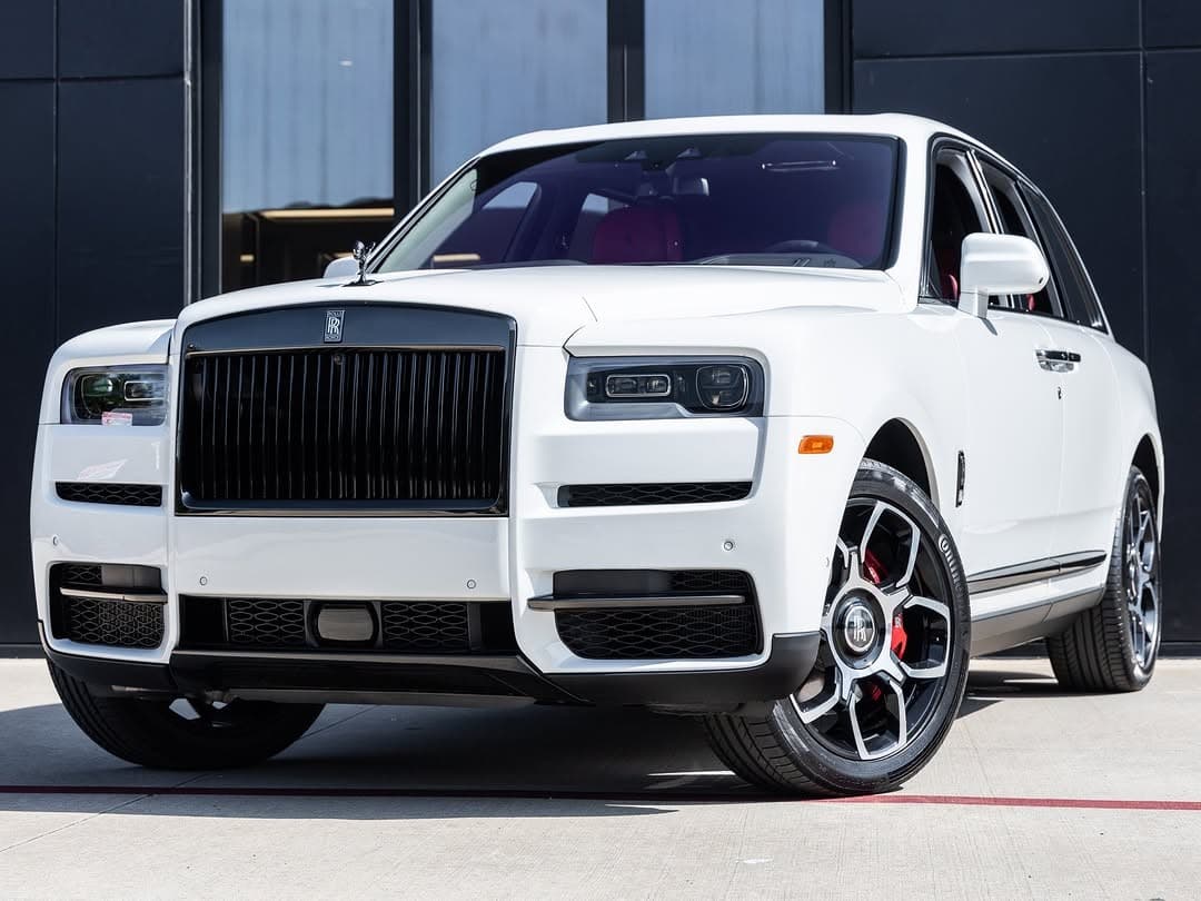 2024 Rolls Royce Cullinan Black Badge - Luxury exotic car rental