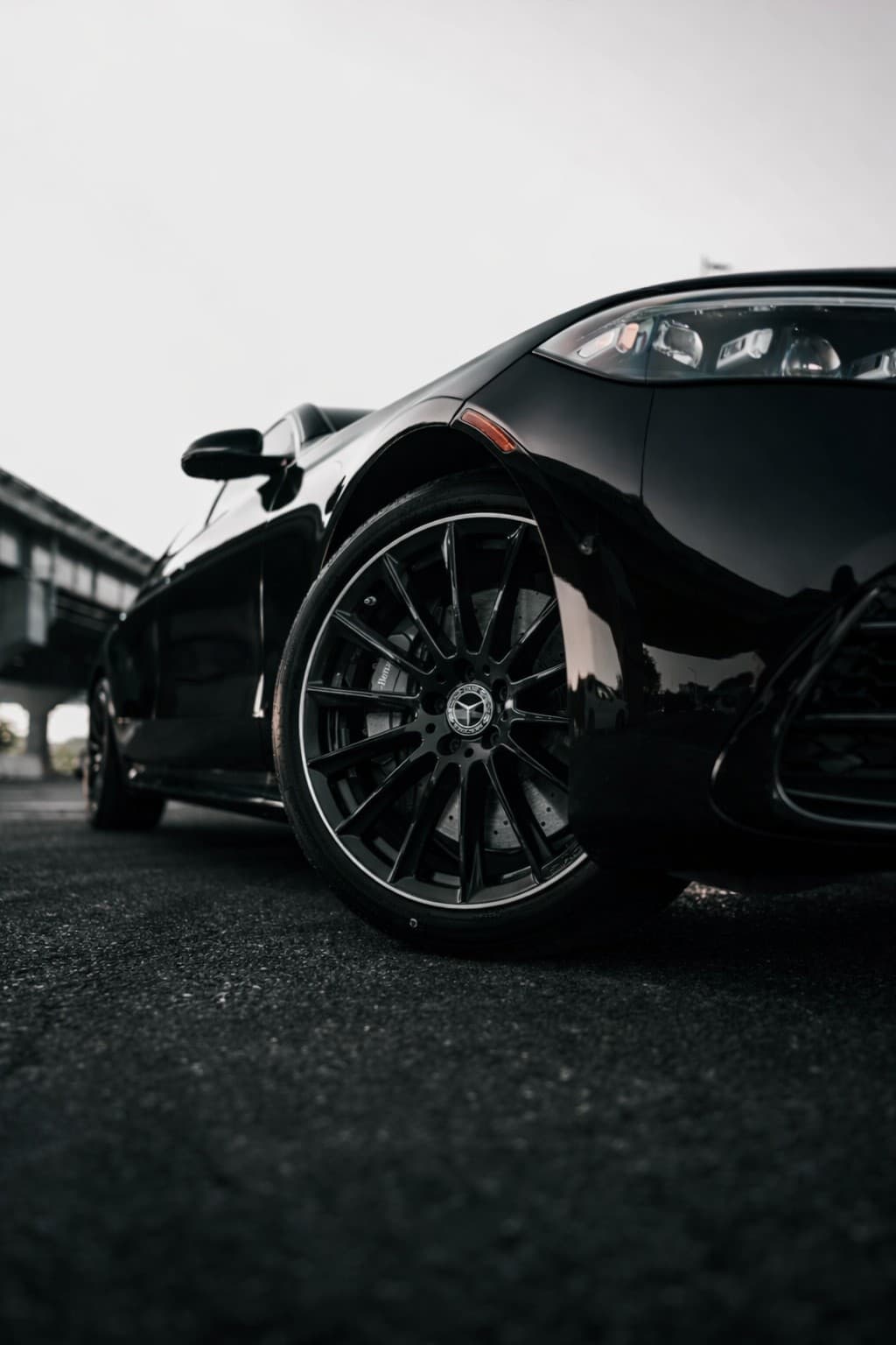 Mercedes S Class S580 view 3